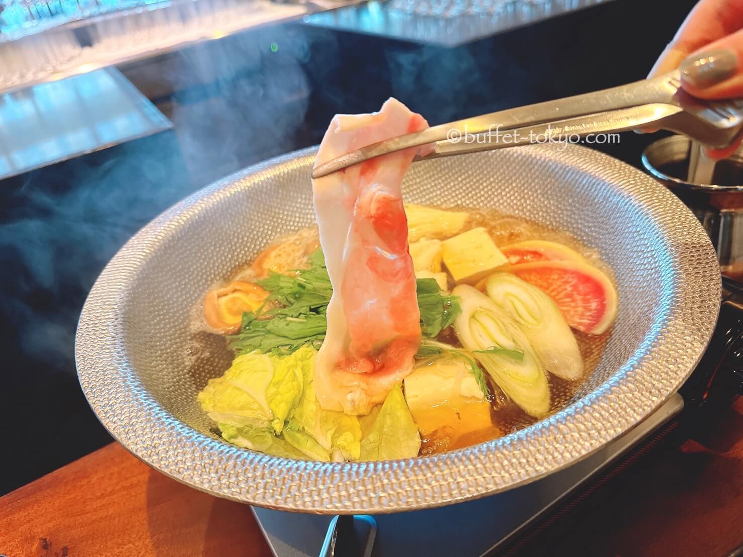 実食取材《SHARI 東急歌舞伎町タワー》しゃぶしゃぶ食べ放題で黒毛和牛サーロイン（ビュッフェ東京.com）