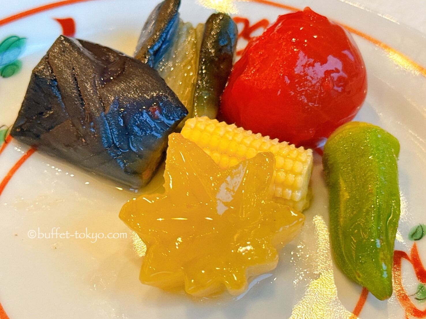 実食取材《ほたるの夕べ ディナービュッフェ》ホテル椿山荘東京で蛍観賞＆寿司やローストビーフ食べ放題