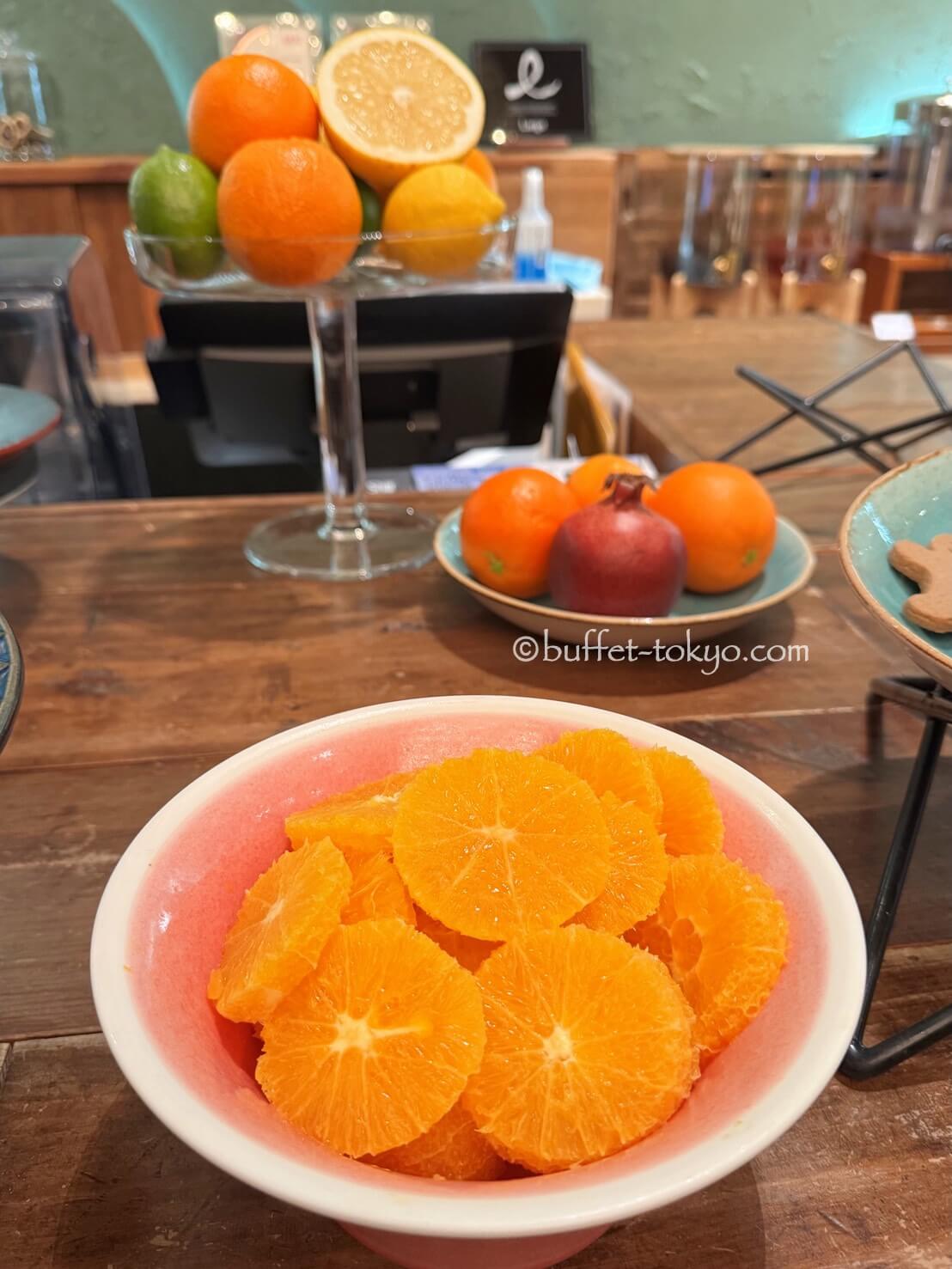 《クリスマスビュッフェ東京2025》ホテルのクリスマススイーツビュッフェ実食取材も！